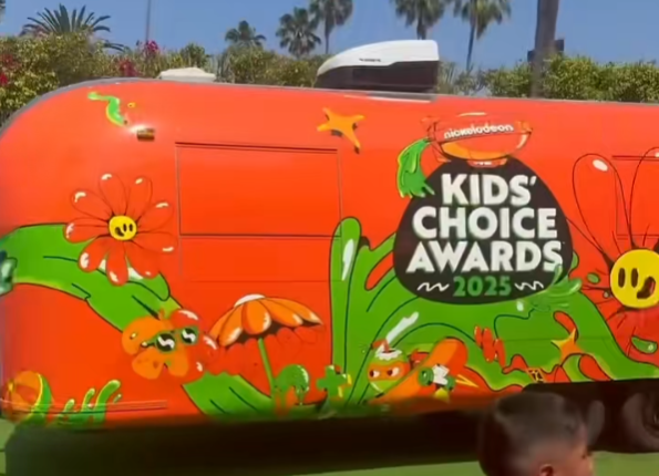 Large Scale Vinyl Graphics